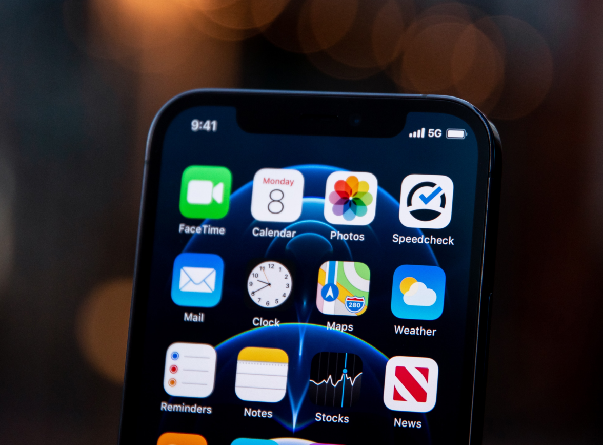 印台苹果手机维修分享为什么 iPhone 12 在冬季会自动关机 
